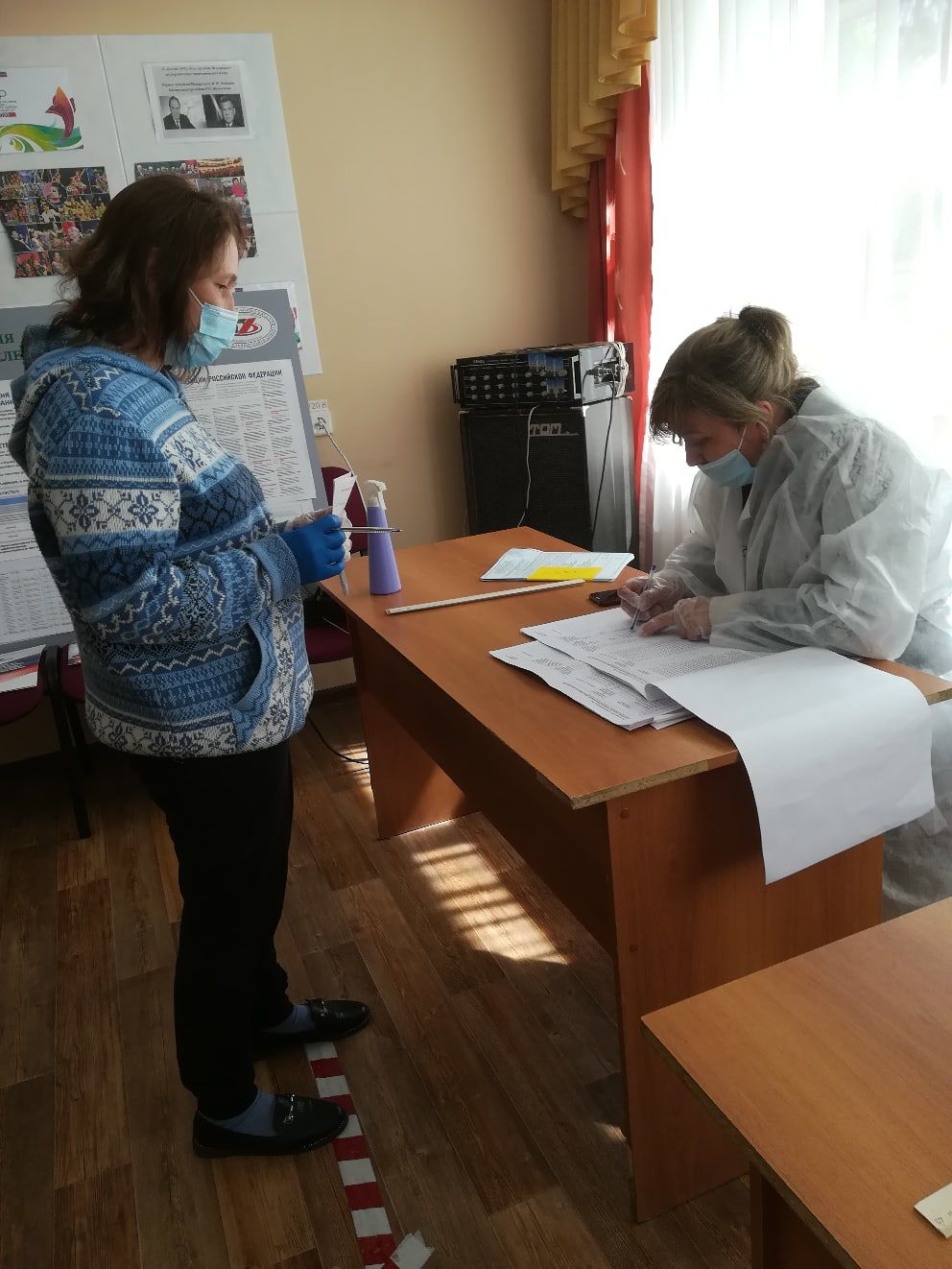 В поселениях Менделеевского района идёт голосование по поправкам в Конституцию РФ