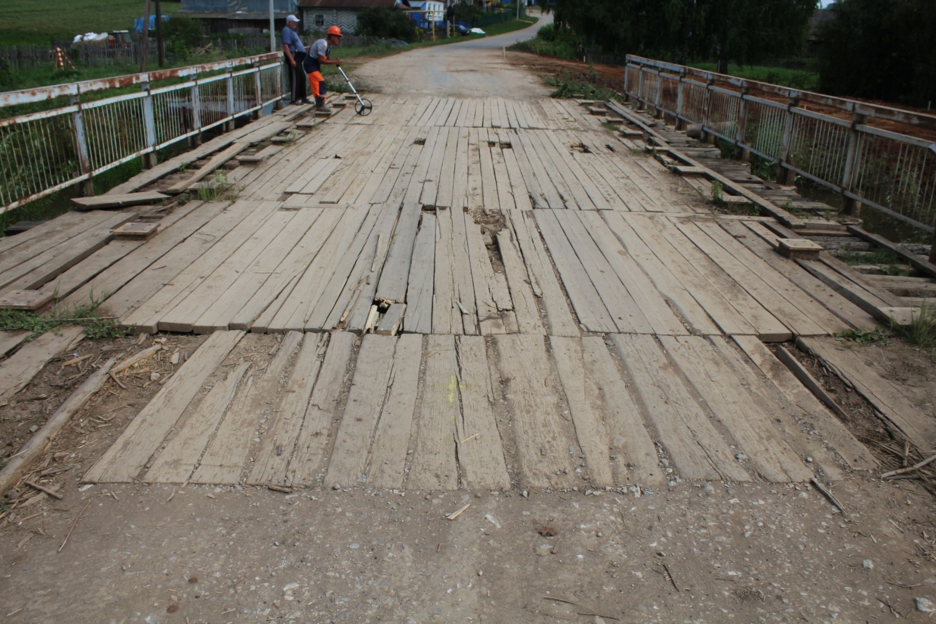 В Монашеве строят новый мост