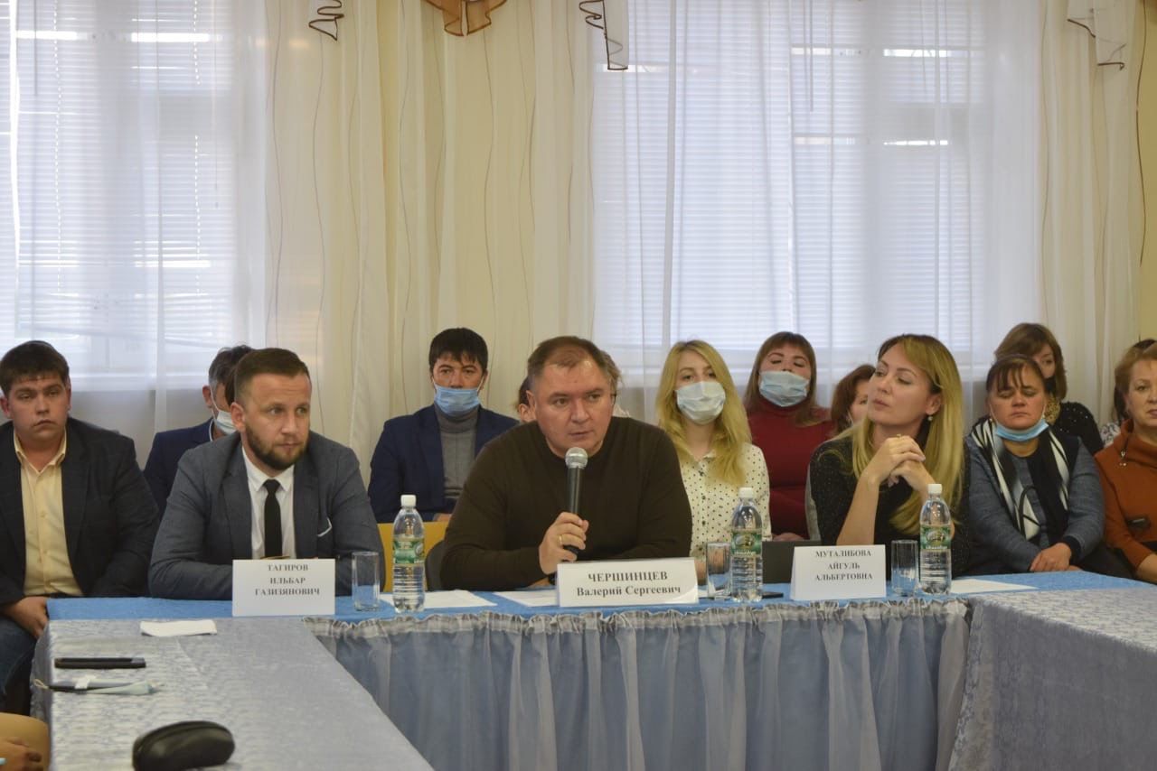 Валерий Чершинцев встретился с депутатами районной Думы