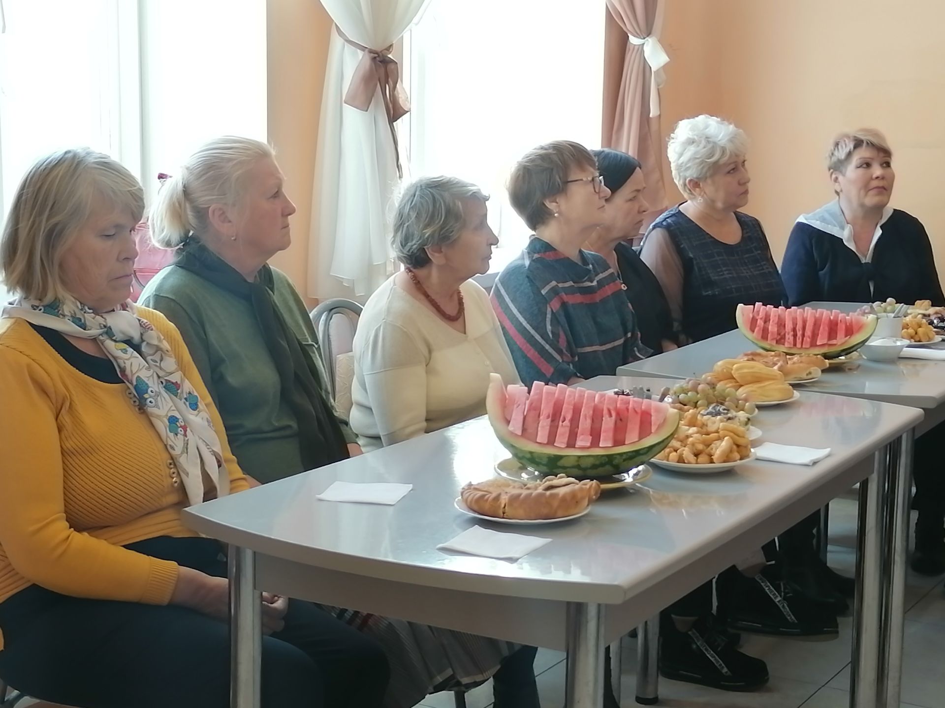 Для активистов ТОС «Карповец» и Союза пенсионеров района провели встречу с главой