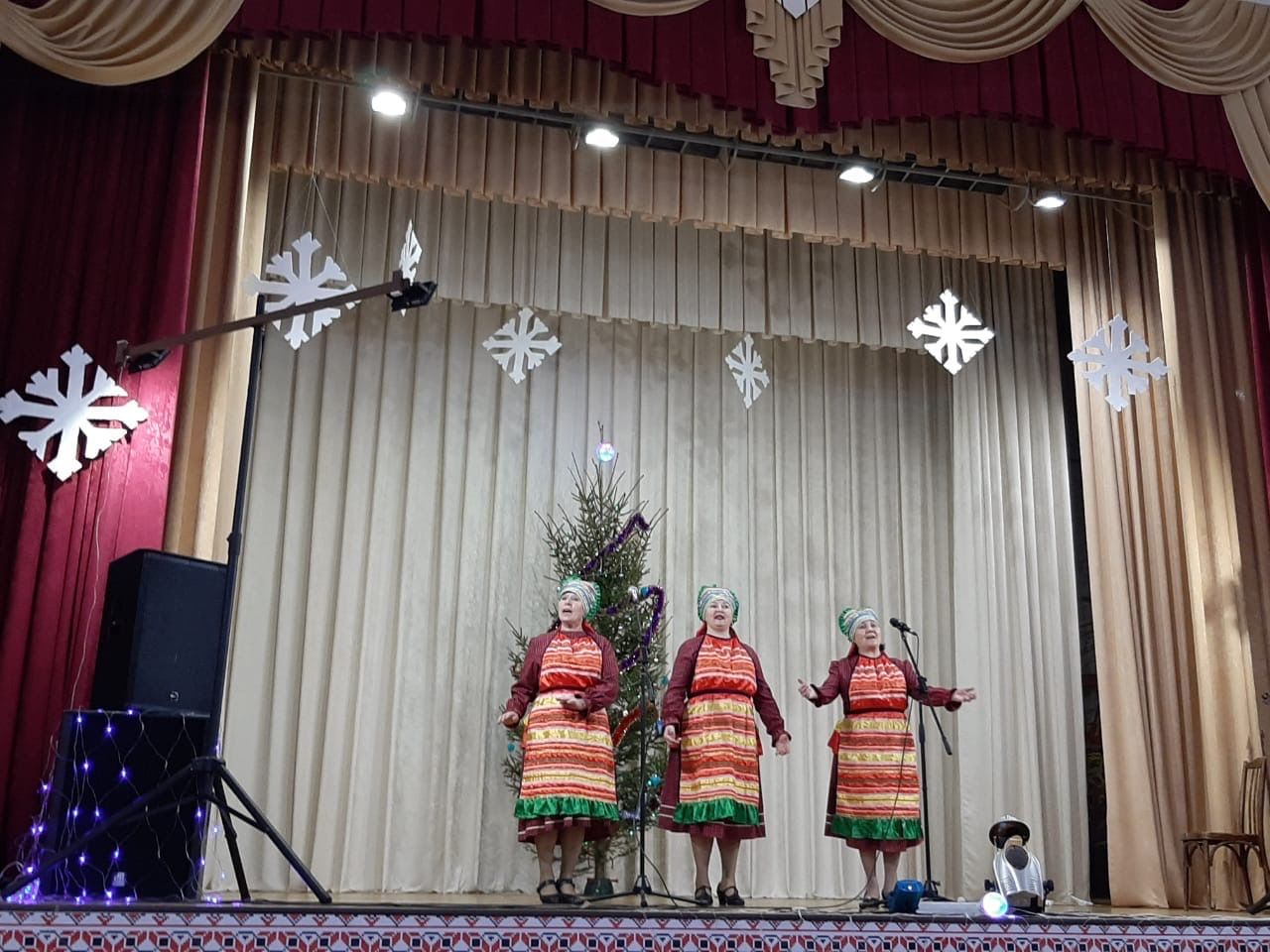 В селе Старое Гришкино провели рождественское мероприятие с национальным колоритом