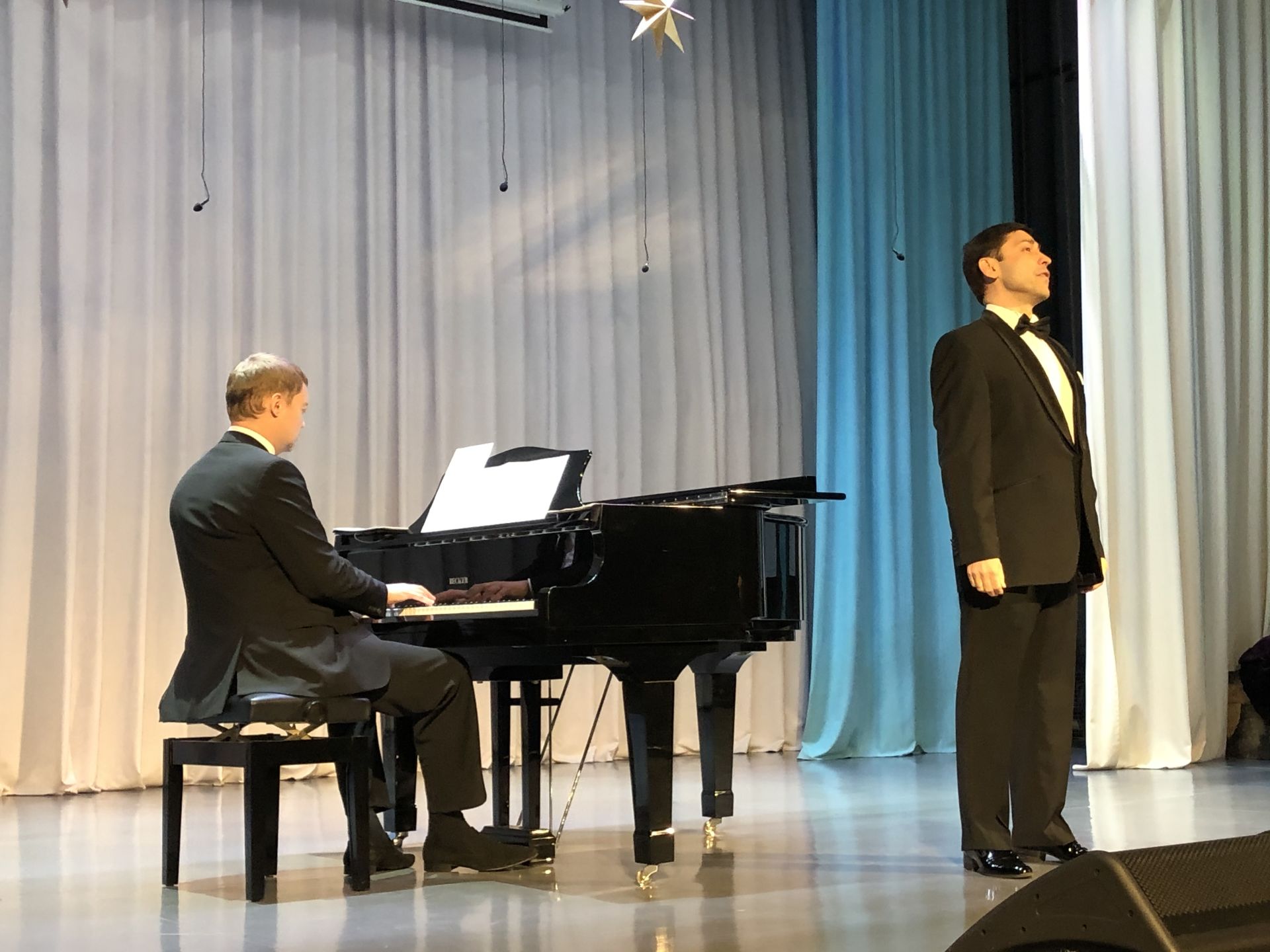 Артисты Татарской филармонии погрузили горожан в мир классической музыки