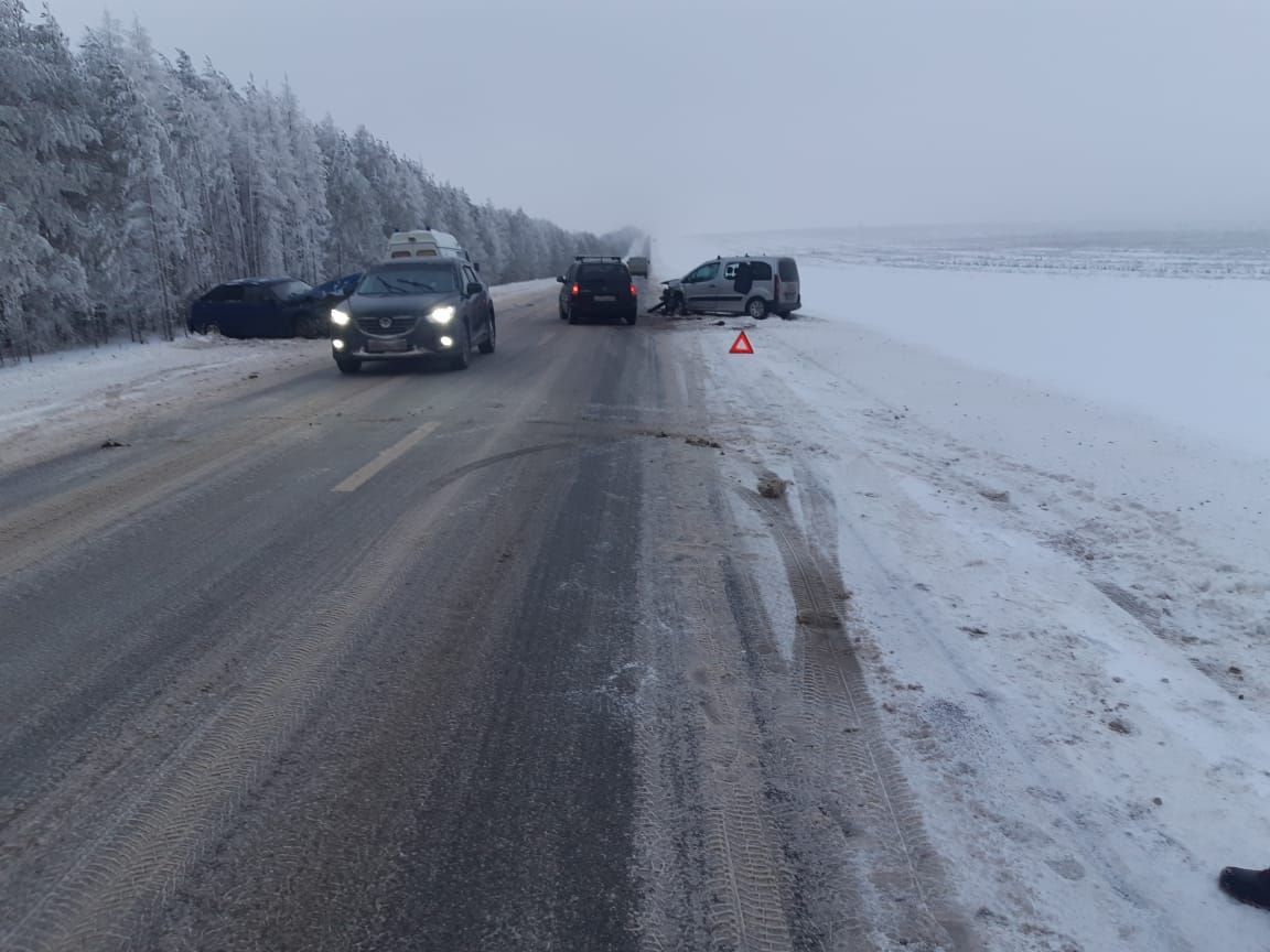 В Менделеевском районе произошло ДТП с пострадавшей | 21.12.2021 |  Менделеевск - БезФормата