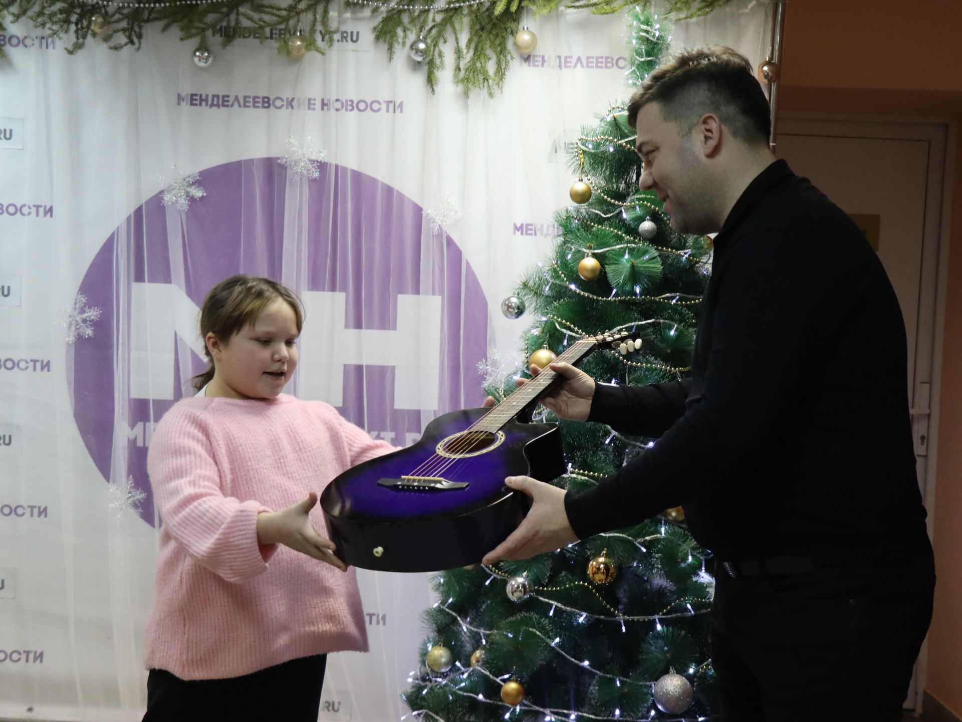 Депутат горсовета Алмаз Искаков исполнил мечту ребенка