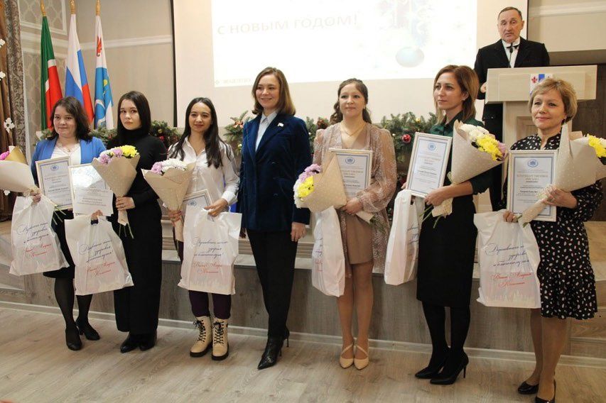 Победителем конкурса «Самый классный КЛАССНЫЙ» в Менделеевске стала Полина Чермакова