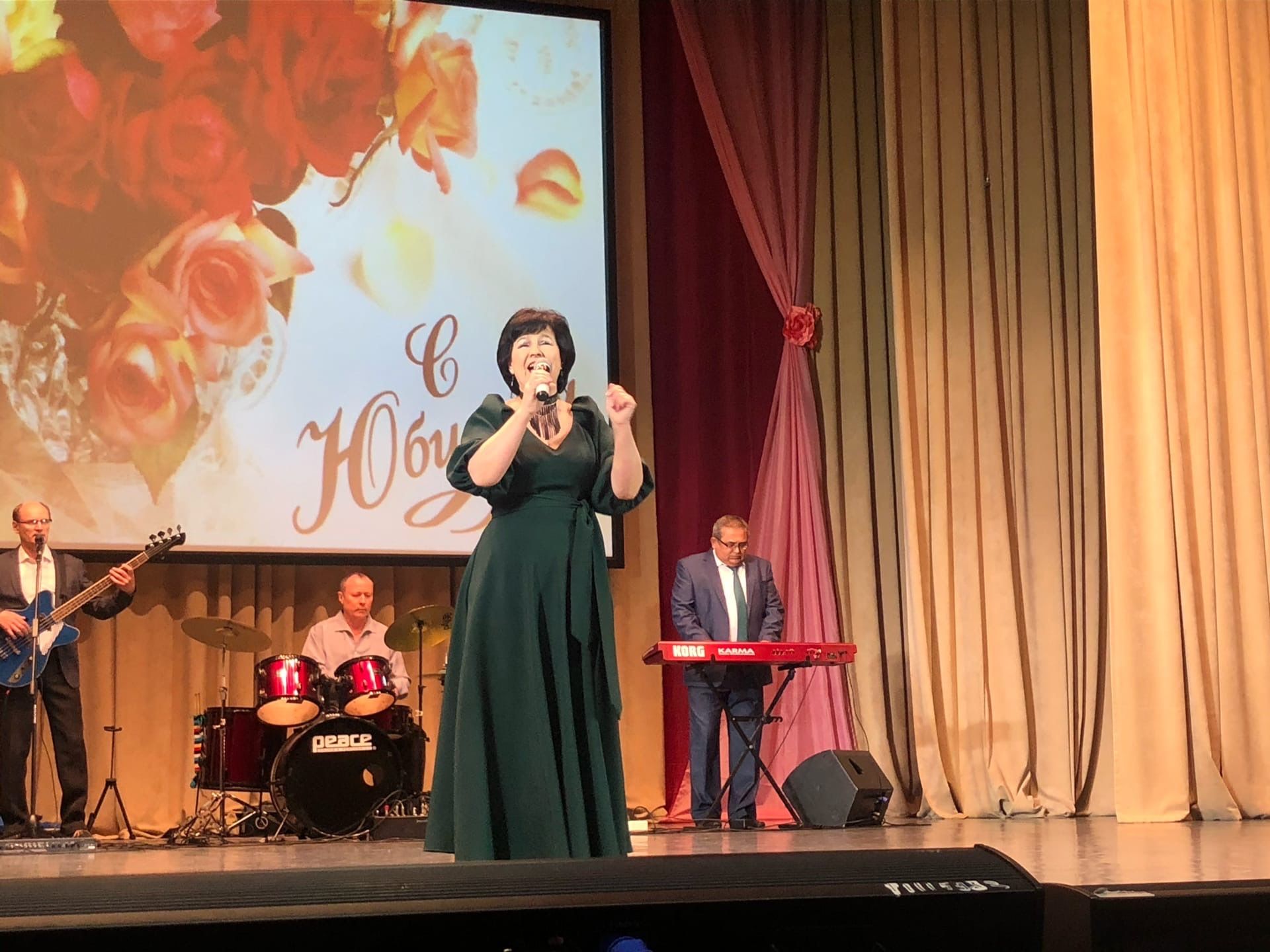 В Менделеевске состоялся концерт Клары Галлямовой