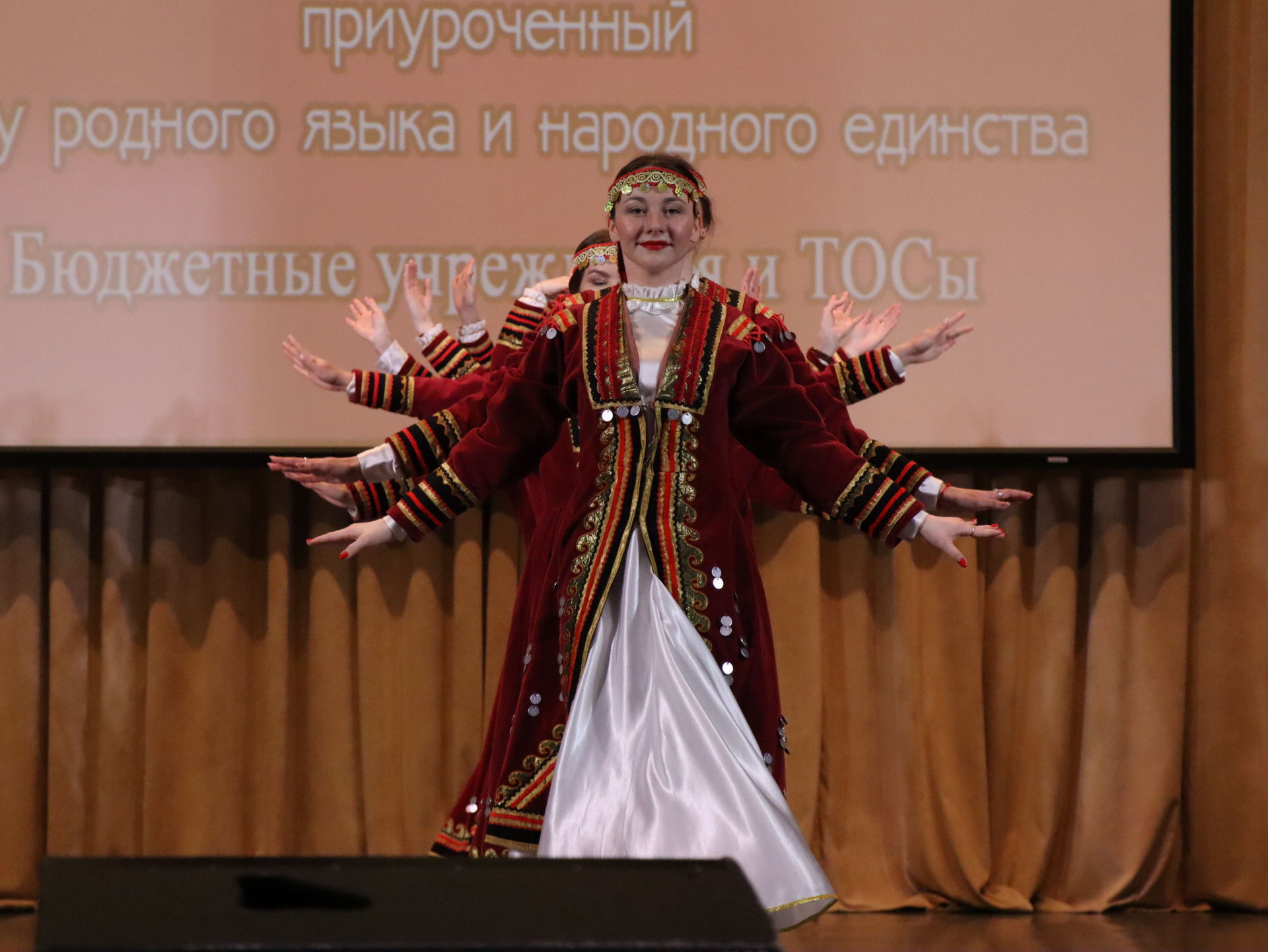 В Менделеевске прошел XX районный фестиваль народного творчества