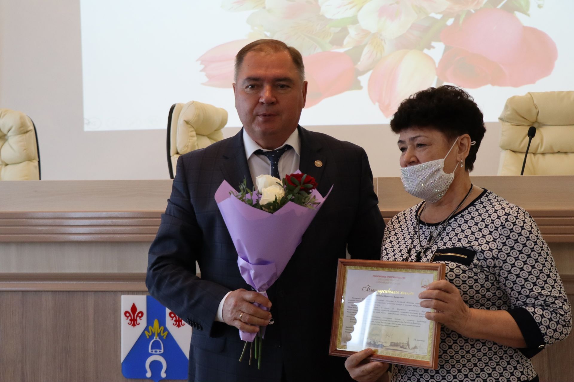 Культработников Менделеевска наградили Благодарственными письмами Полномочного представительства Татарстана в России