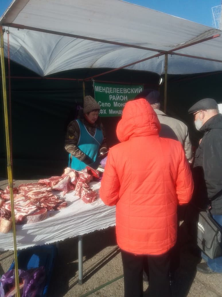 Менделеевские фермеры приняли участие в сельхозярмарке в Набережных Челнах