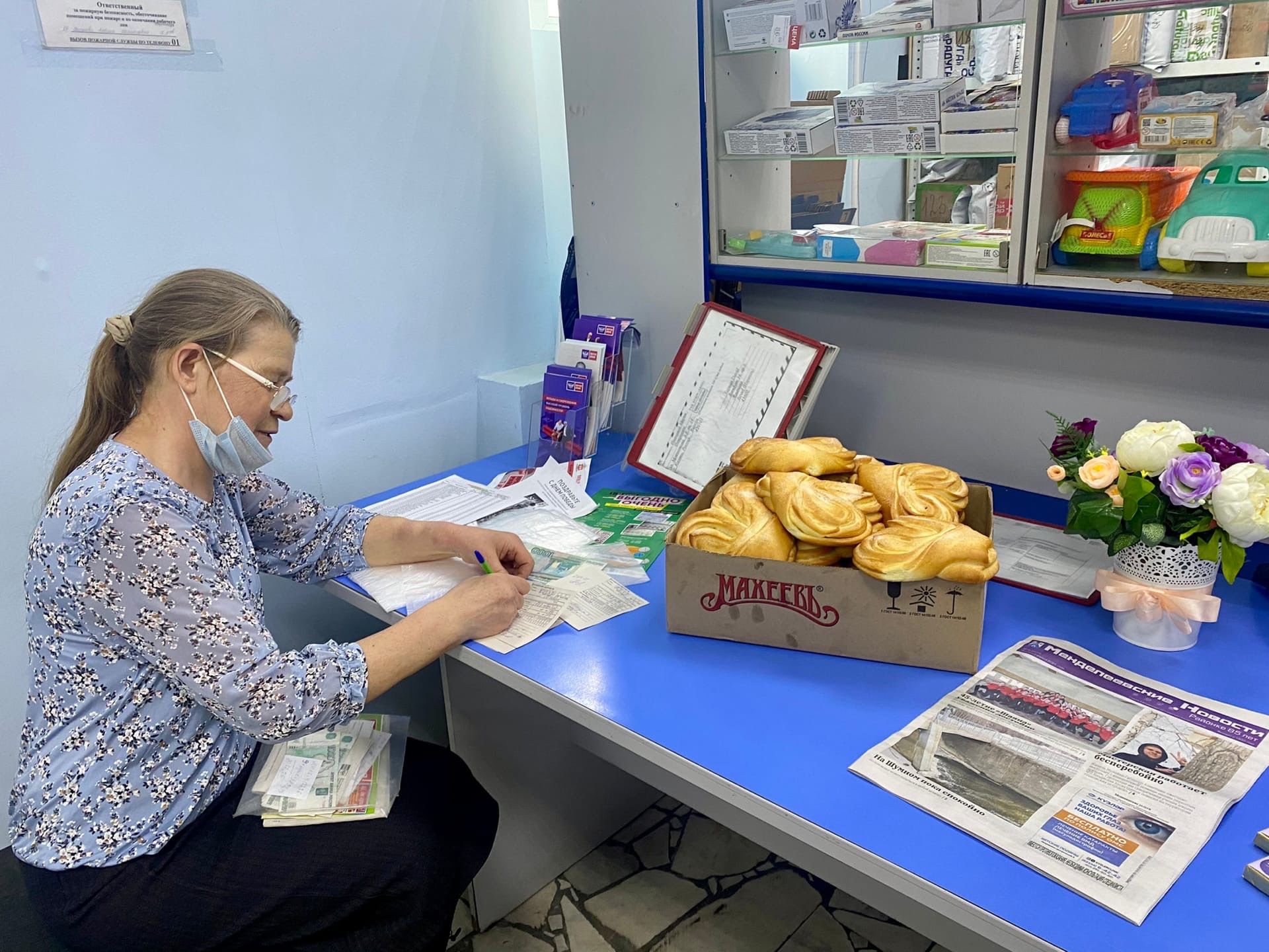 Менделеевцы выписывают газету и получают подарки от пекарни «Дом хлеба»
