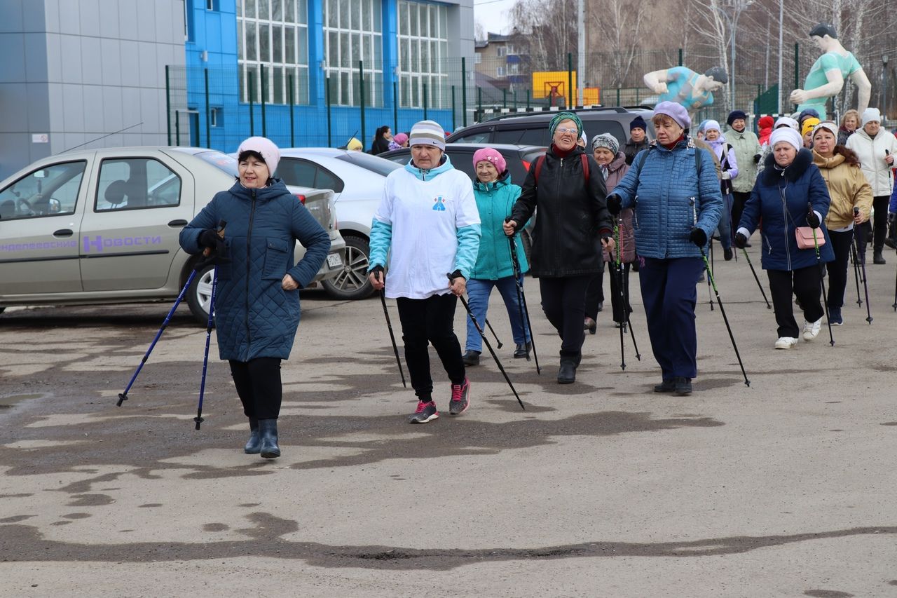 Менделеевцы присоединились к Всероссийским акциям «10 000 шагов к жизни» и «Будь здоров!»