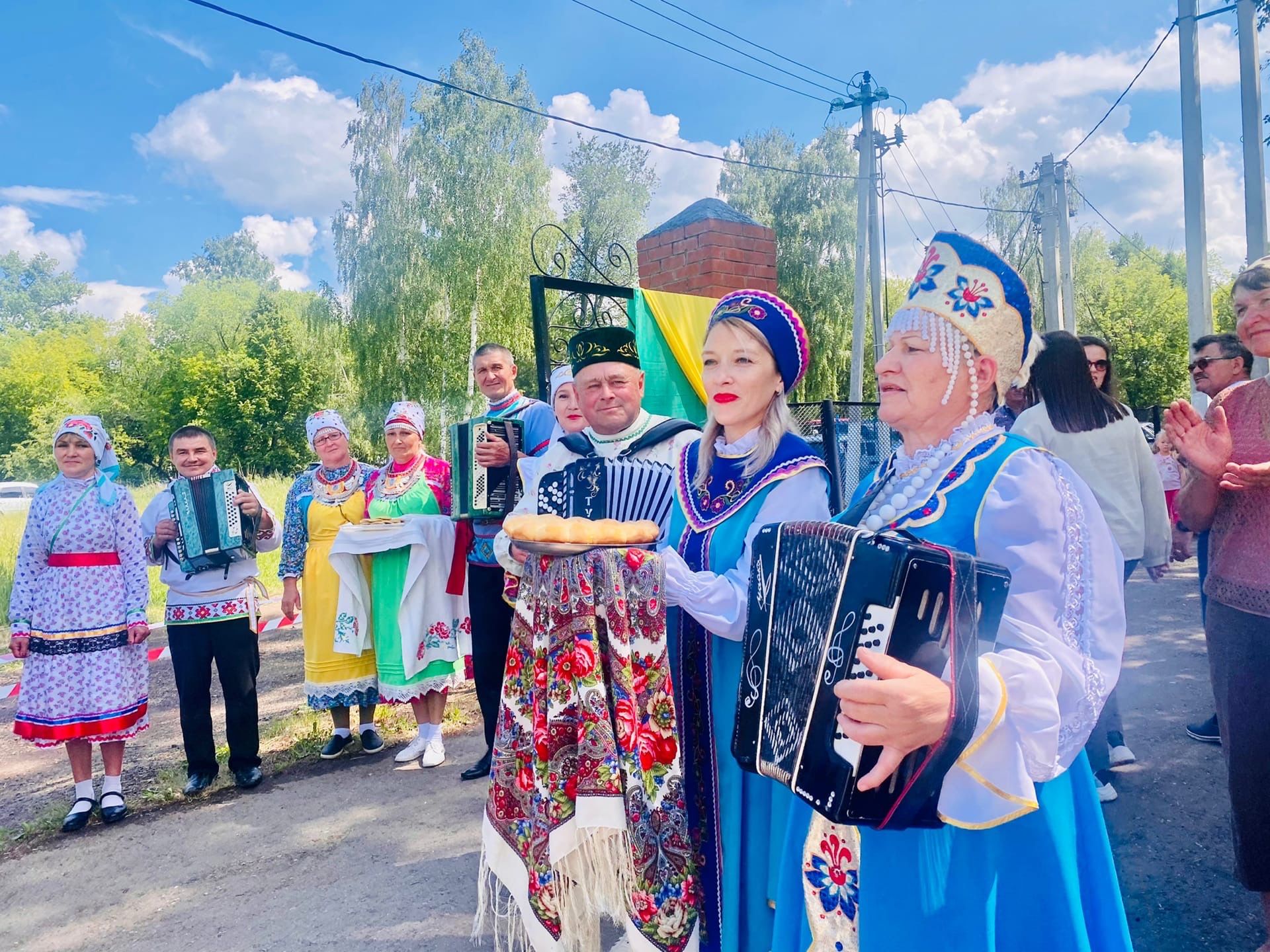 В Менделеевске празднование Сабантуя началось с хореографической композиции «Чак-чак»