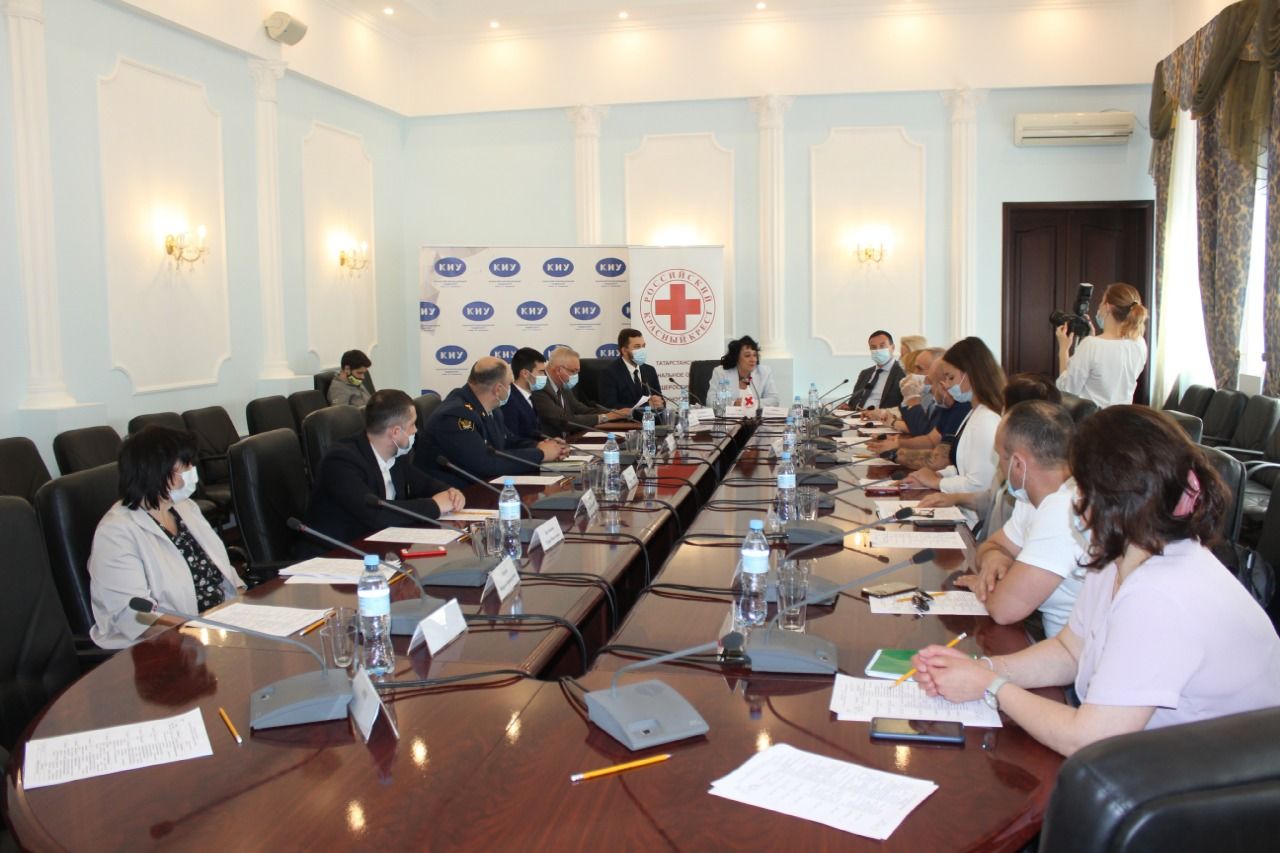 В РТ прошёл круглый стол «Татарстанский Красный Крест — новый вектор развития»