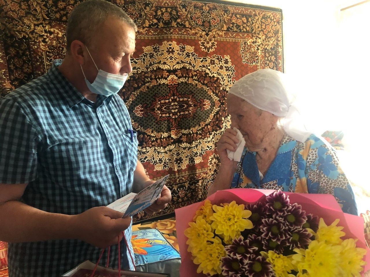 Менделеевчанка Накия Зарипова отметила 90-летие