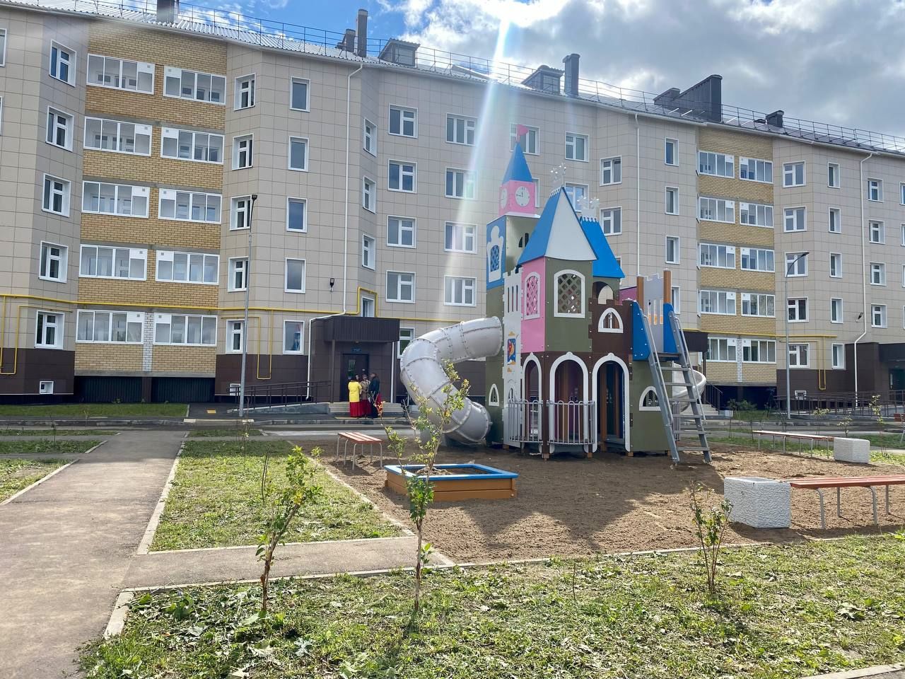 60 семей из Менделеевского района получили ключи от новых квартир