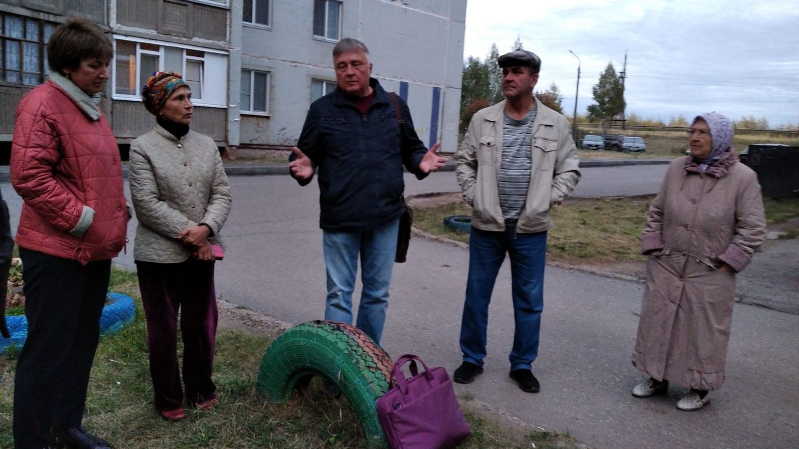 В Менделеевске проходят встречи жителей с кандидатом в депутаты местного самоуправления