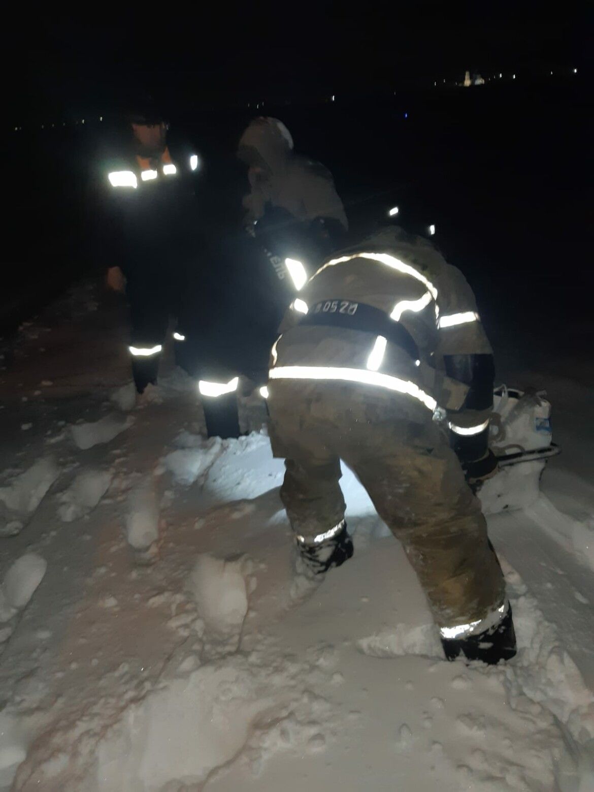 В Татарстане спасли рыбака, который застрял на берегу и сильно замёрз