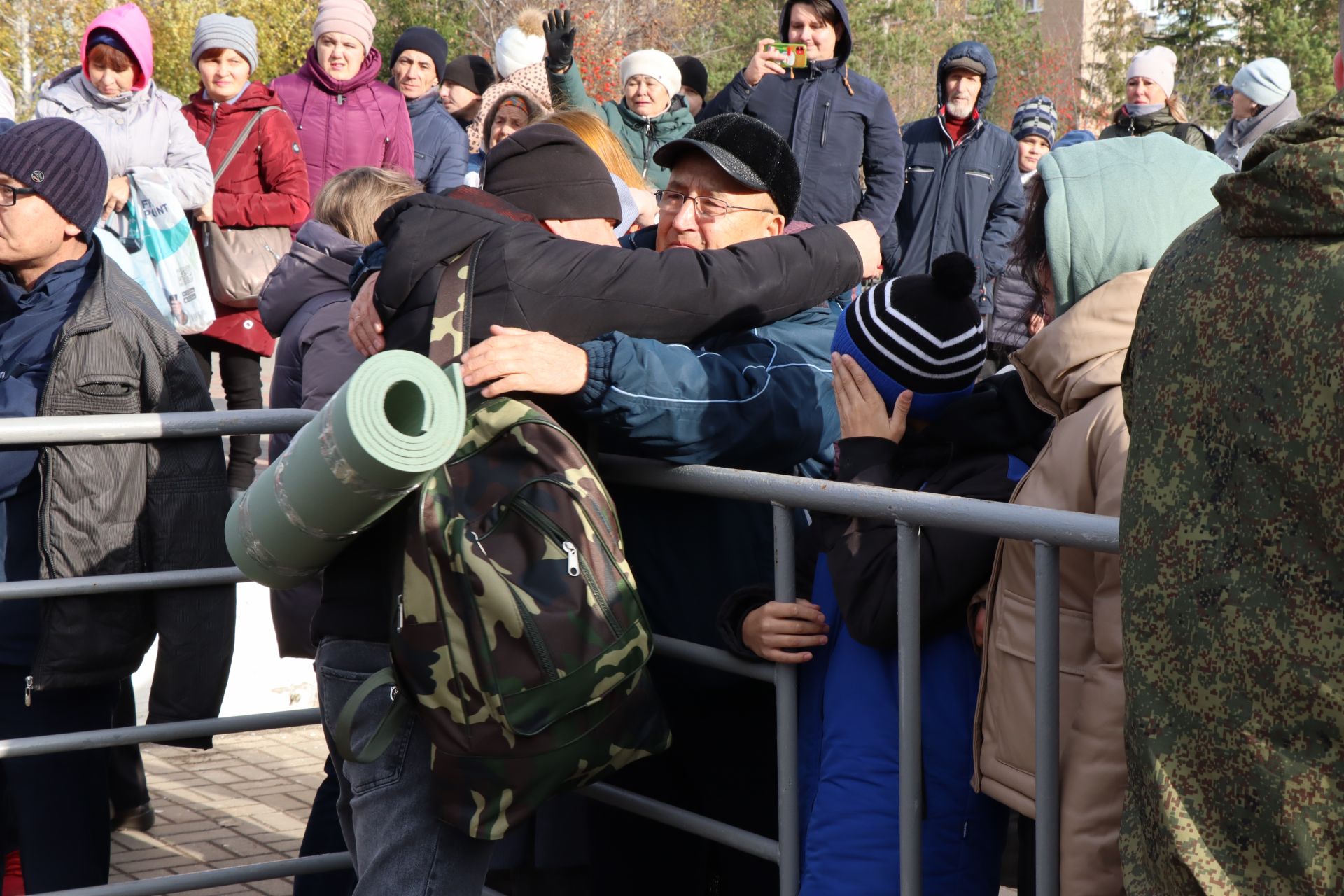 Радмир Беляев: «Возвращайтесь живыми-здоровыми и с победой! Мы будем ждать вас!»