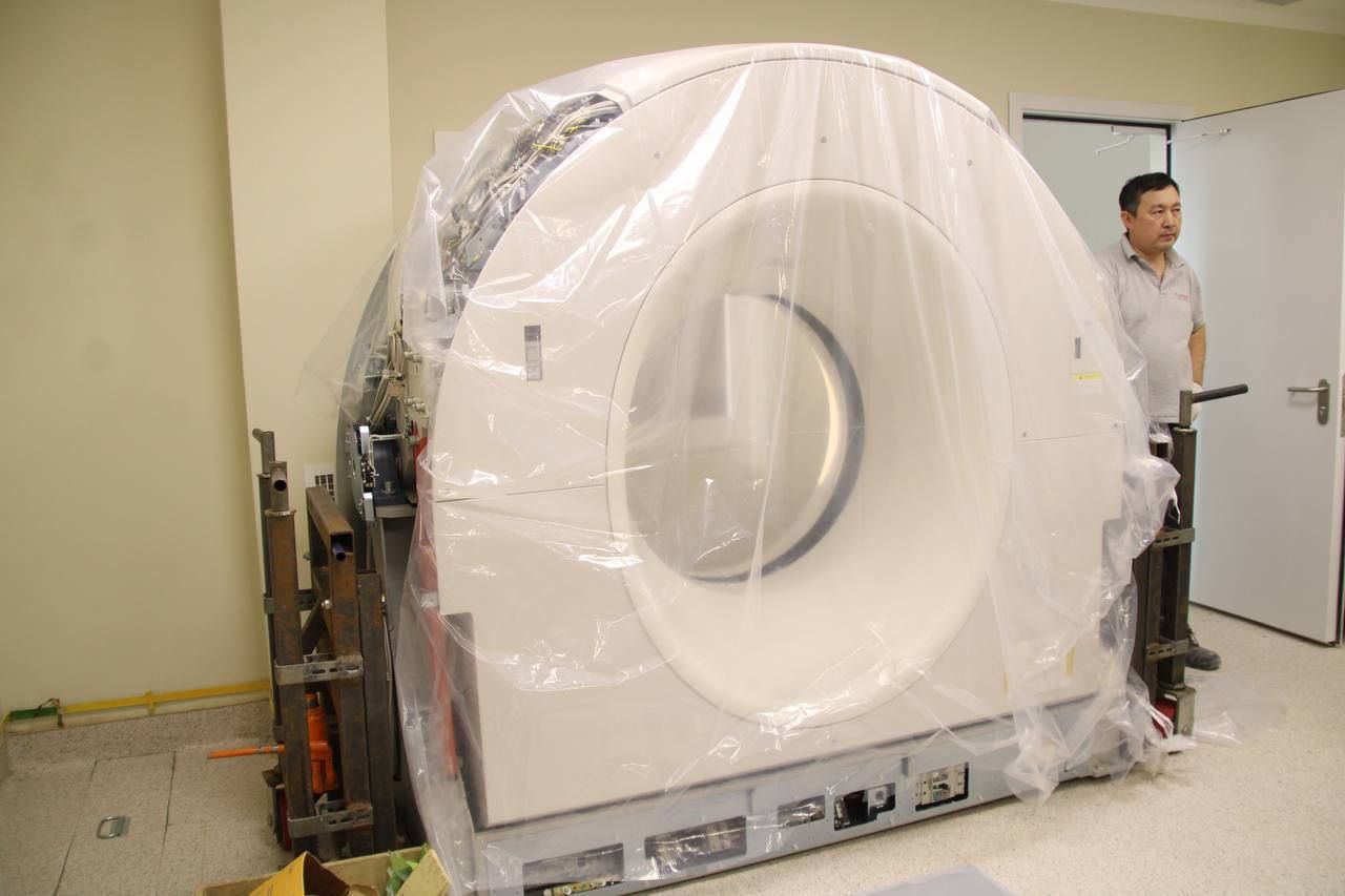 В Менделеевскую больницу привезли аппарат для компьютерной томографии