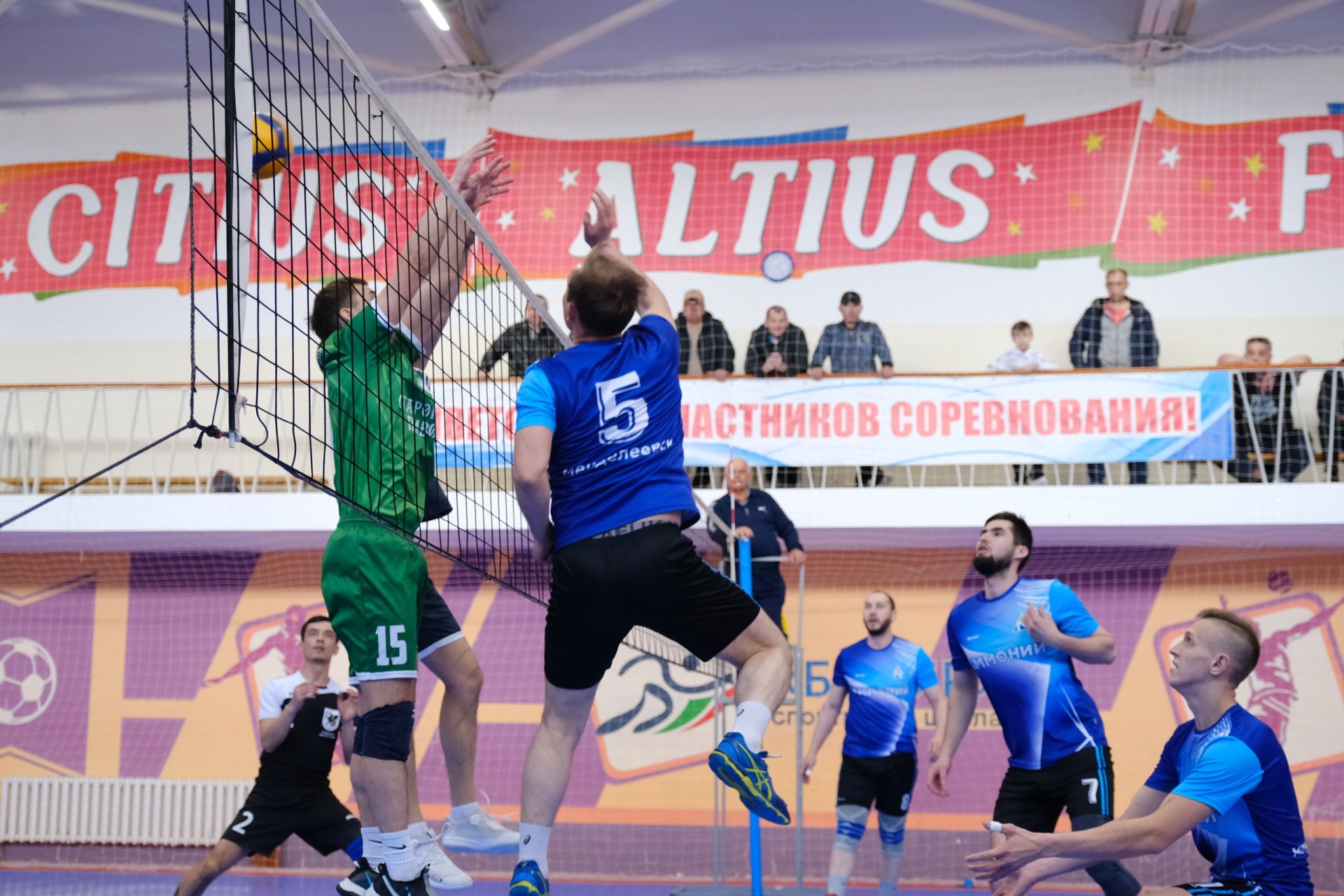 В СШ «Батыр» прошел турнир по волейболу среди мужских команд