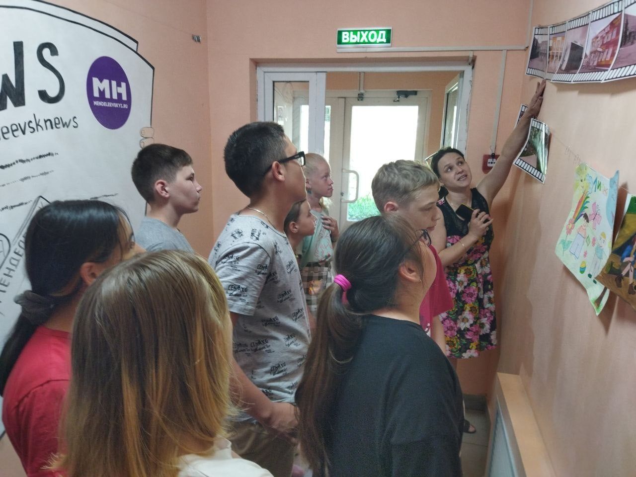 Воспитанники лагеря при школе № 3 первыми увидели свежий выпуск «МН» и «МЯ»