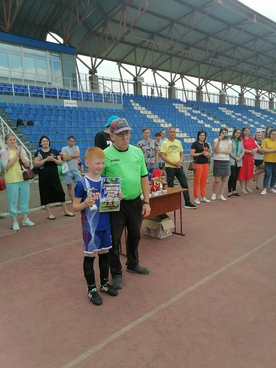 Менделеевск занял второе место в малом кубке по мини-футболу