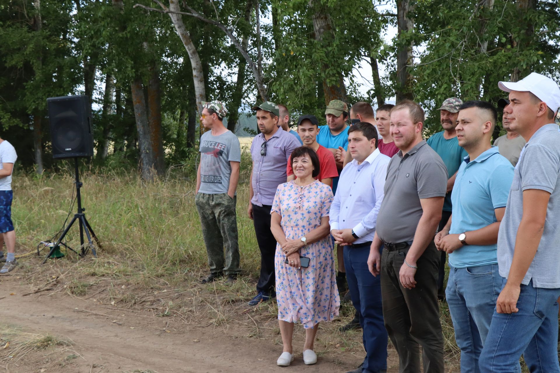 На полях Менделеевского района наградили передовиков уборочной кампании