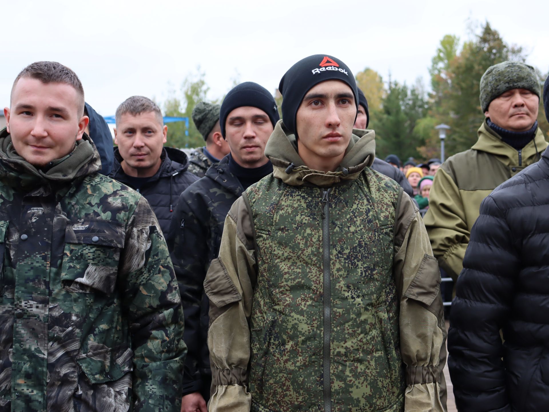 Без сезне көтәрбез: Меделеевскида мобилизацияләнгәннәрнең өченче озатылышы булды