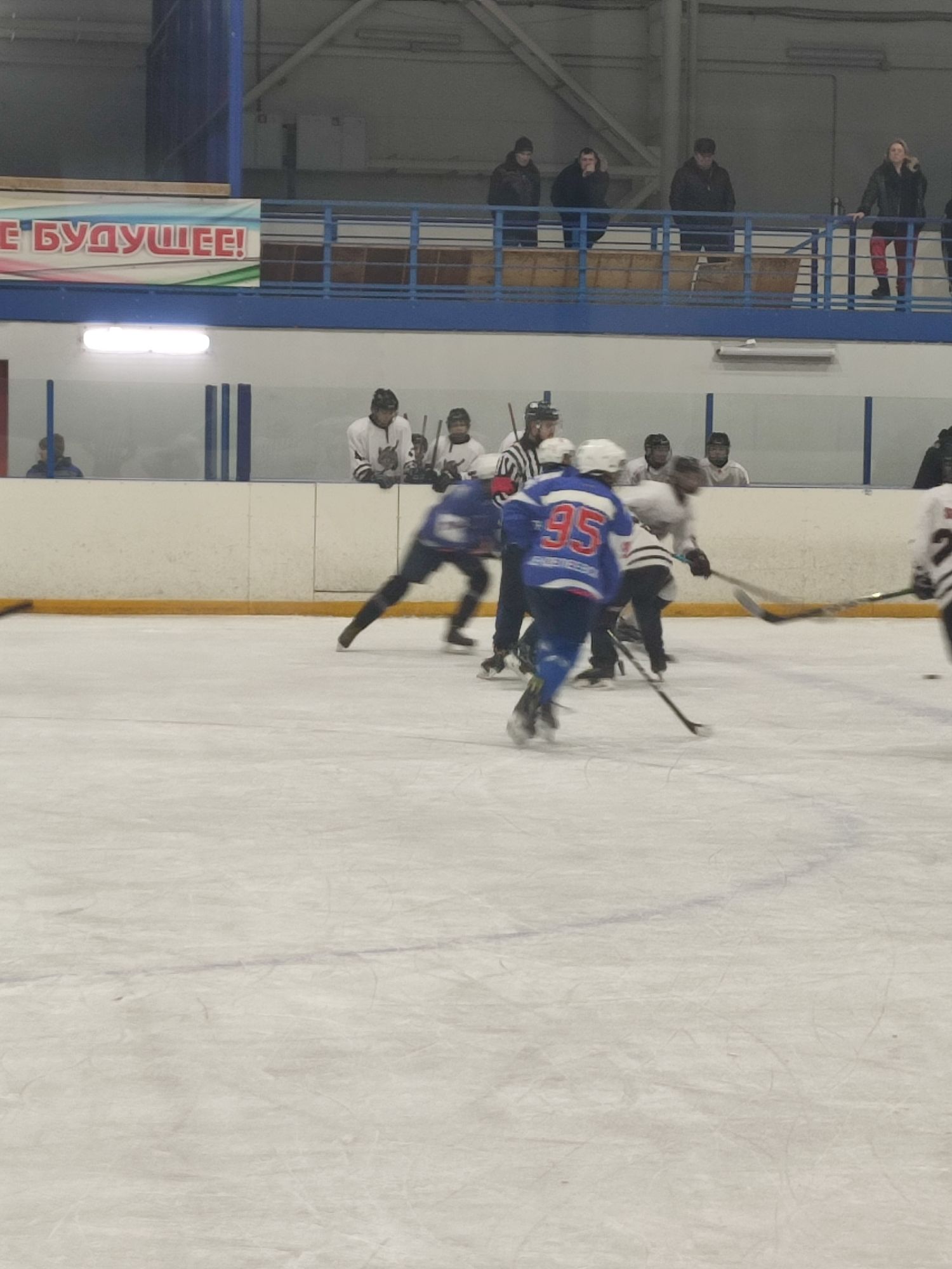 Менделеевские хоккеисты одержали победу в Первенстве РТ