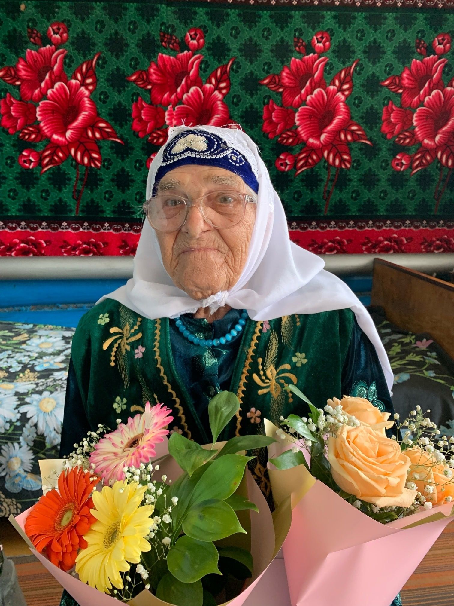 Жительница Камаевского поселения Тазиба Ахтямзянова отметила 95-летие