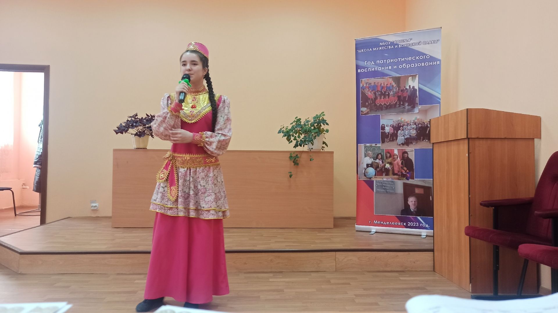 В Менделеевске прошёл отборочный этап конкурса стихотворений на татарском языке