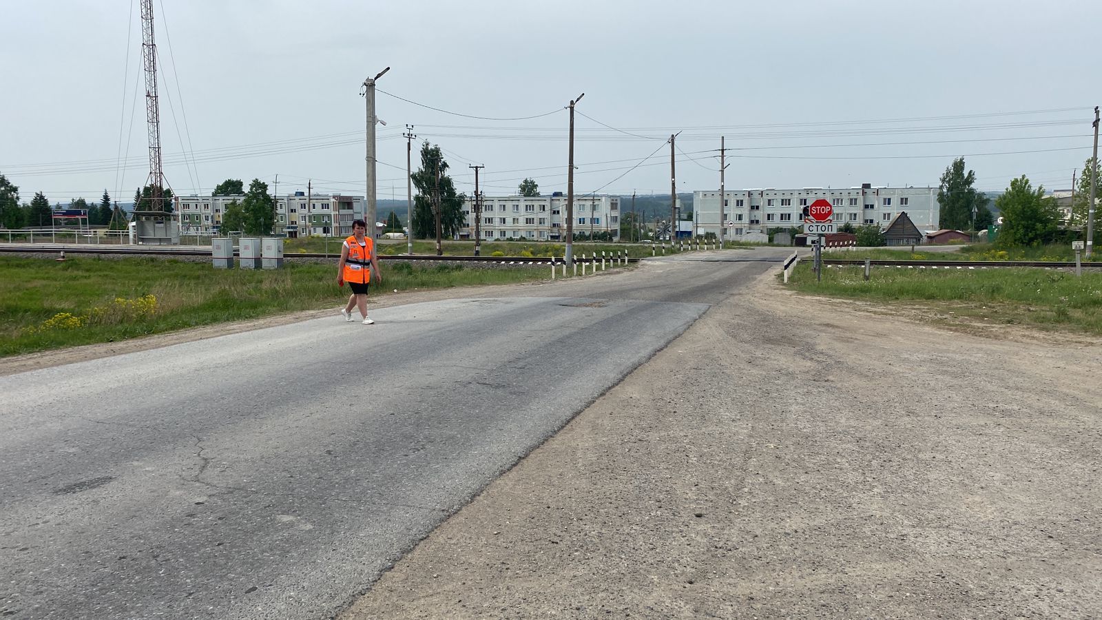 Сотрудники ГИБДД Менделеевска провели проверки на железнодорожных переездах