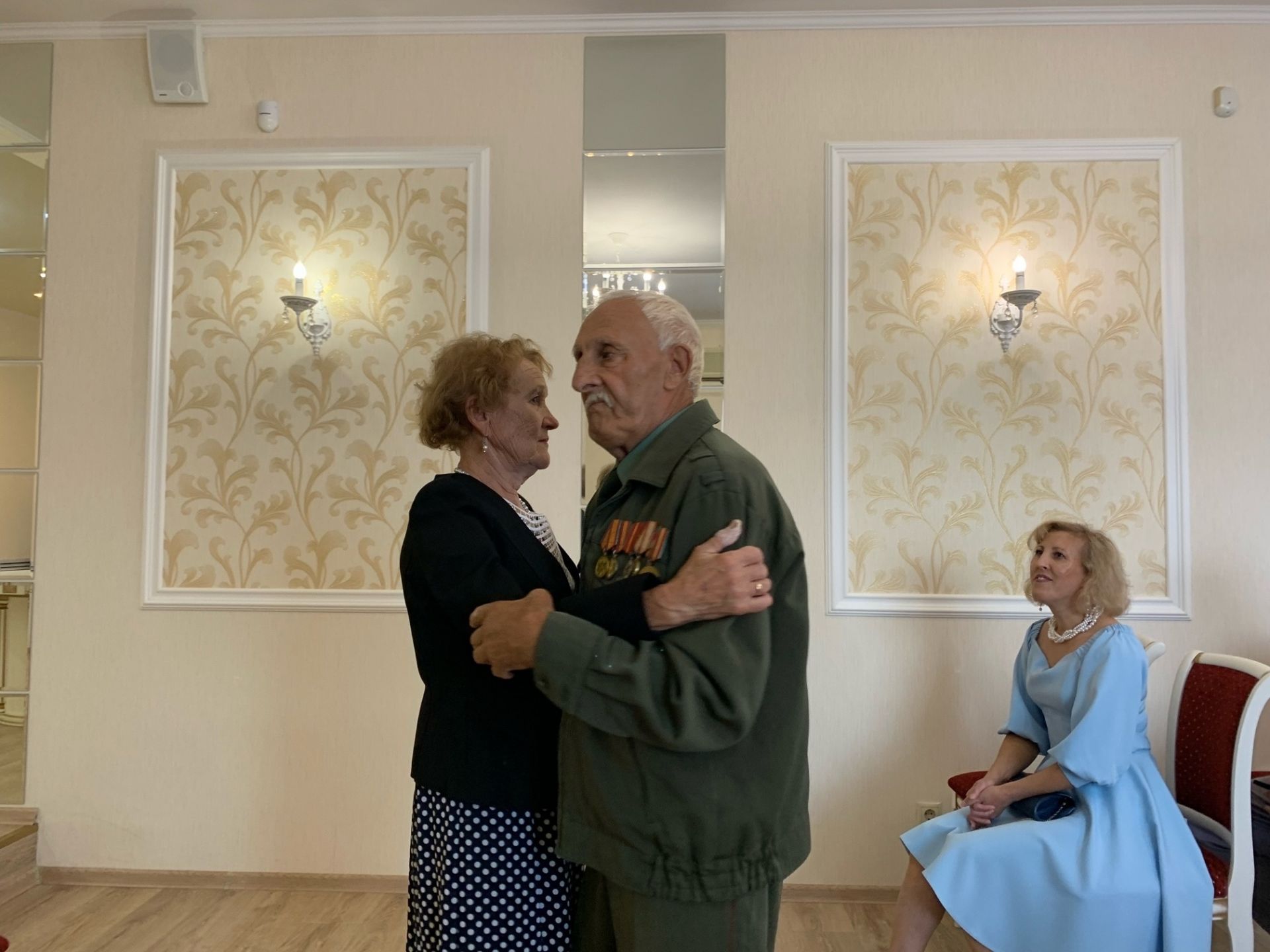 Супруги Латыповы из Менделеевска отметили 50-летие совместной жизни