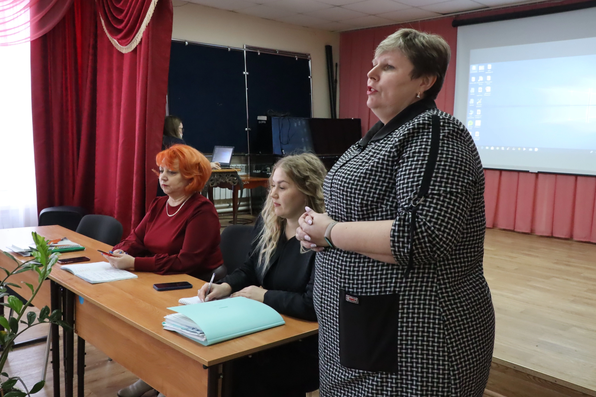 В Менделеевске обсудили защиту детей от угрозы - «Колумбайн»