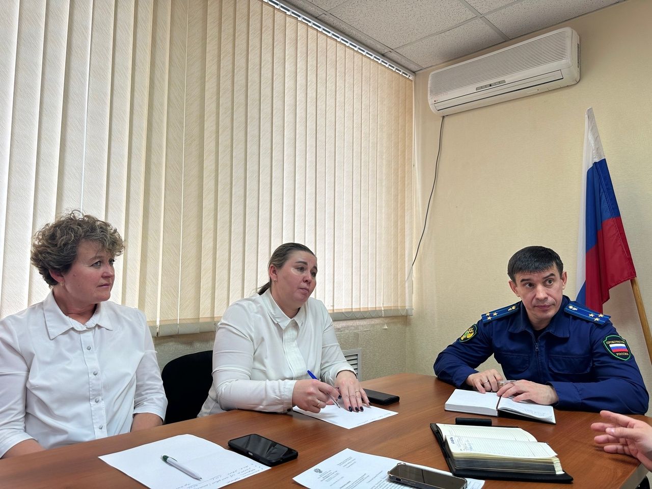 Прокурор района Ришат Шакиров призывает менделеевцев быть бдительными