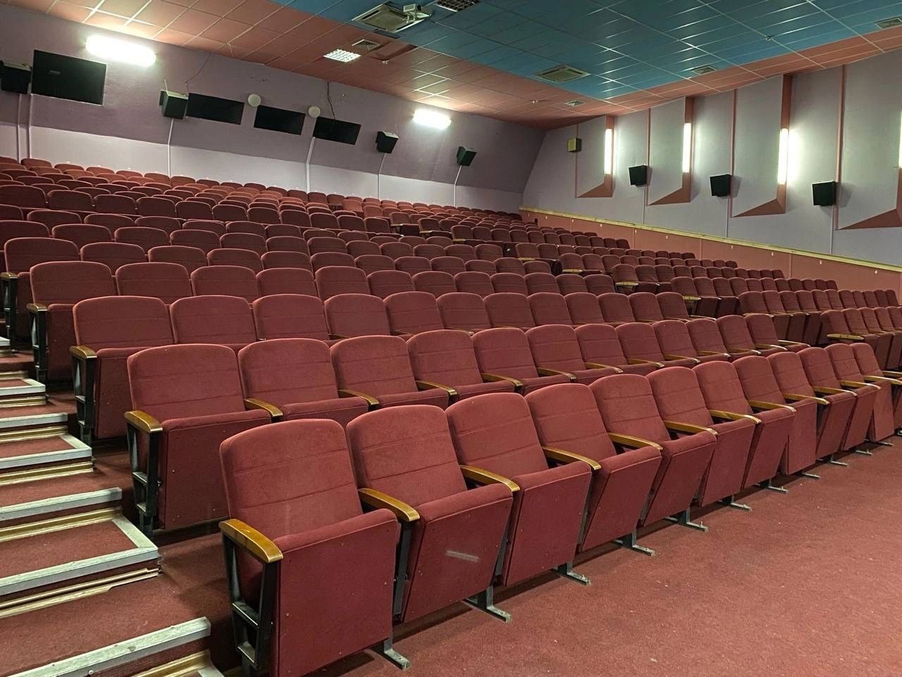 Кинотеатр «Юность» Менделеевска закрывается на ремонт