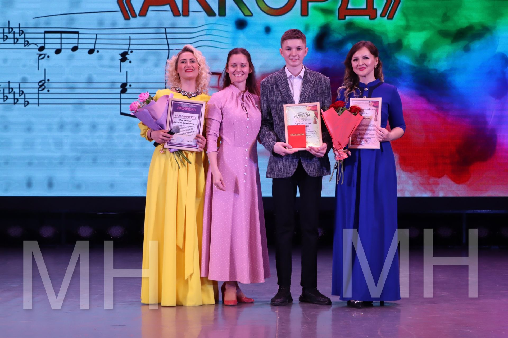 Вокальная группа «Аккорд» дала старт отчётным концертам детских коллективов