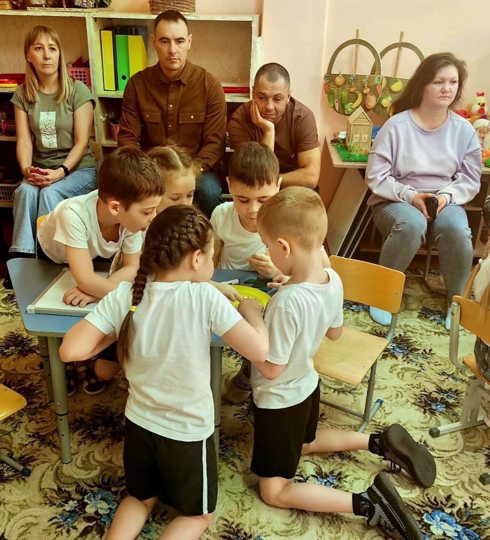 В детском саду №12 «Крепыш» провели брейн-ринг «Мин татарча сөйләшәм!»
