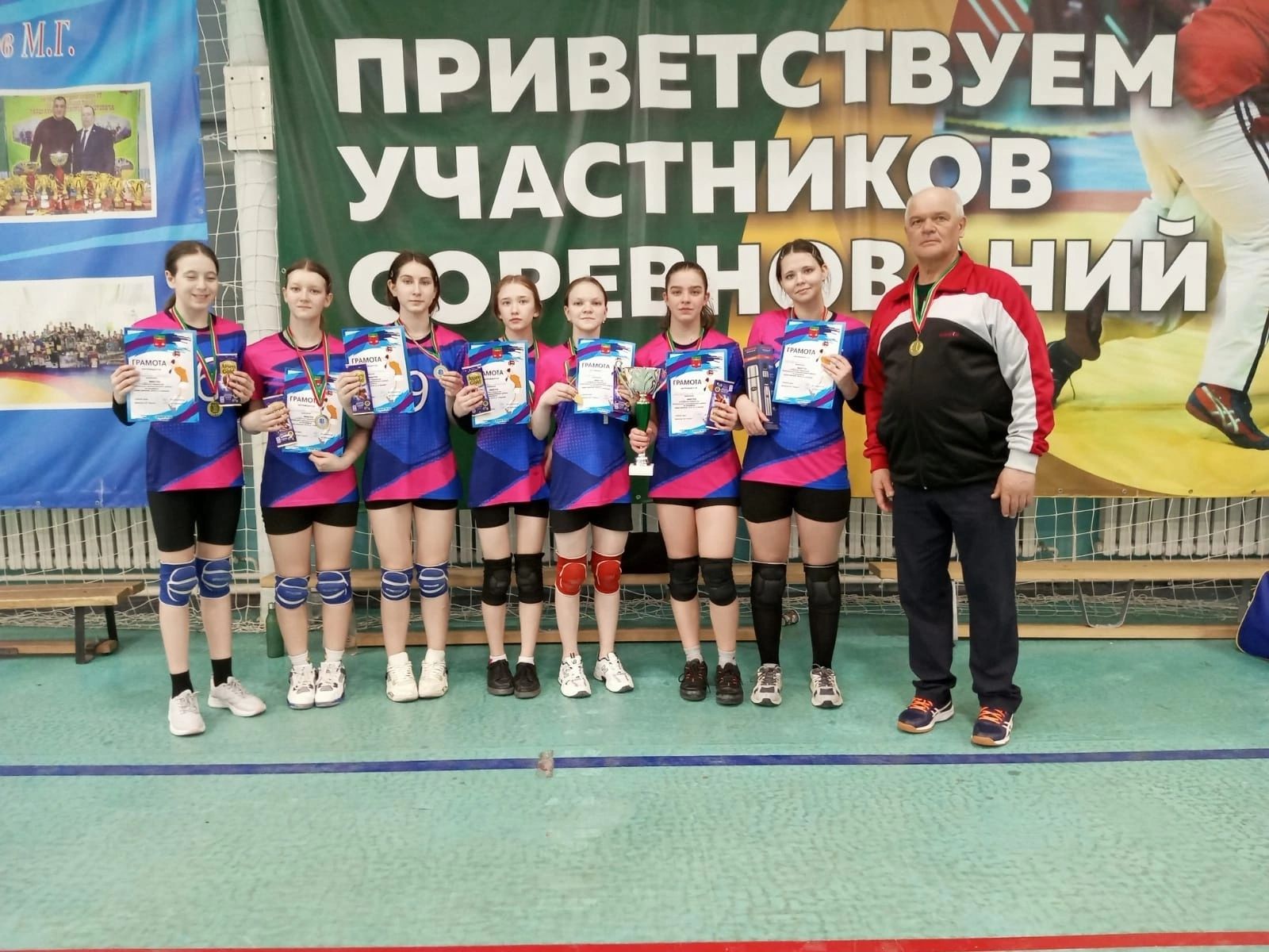 Команда СШ «Батыр» завоевала первое место в Первенстве Тюлячинского района по волейболу