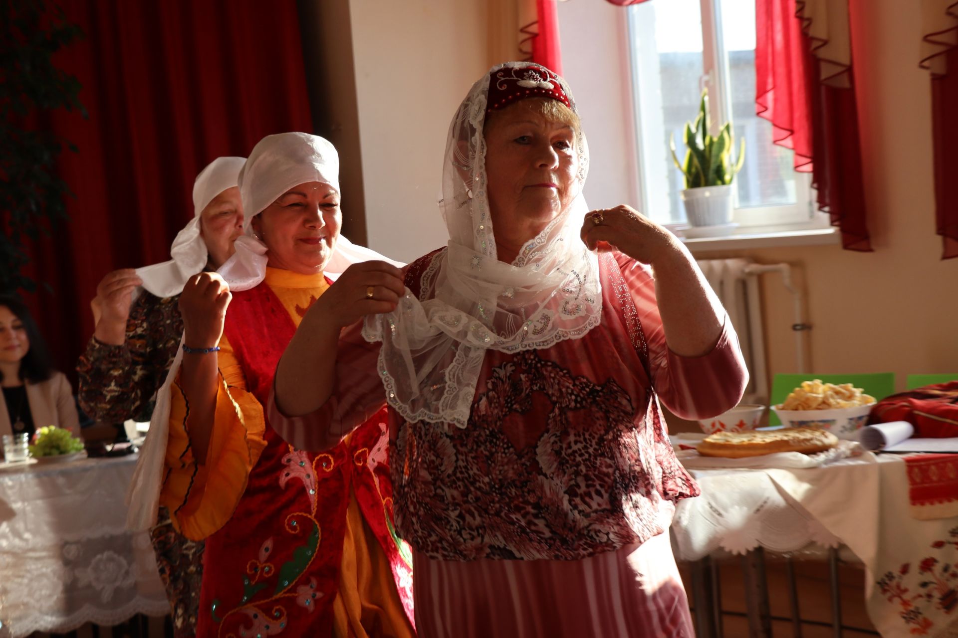 Представители семи национальностей ТОС «Посёлок» рассказали о своих кулинарных традициях
