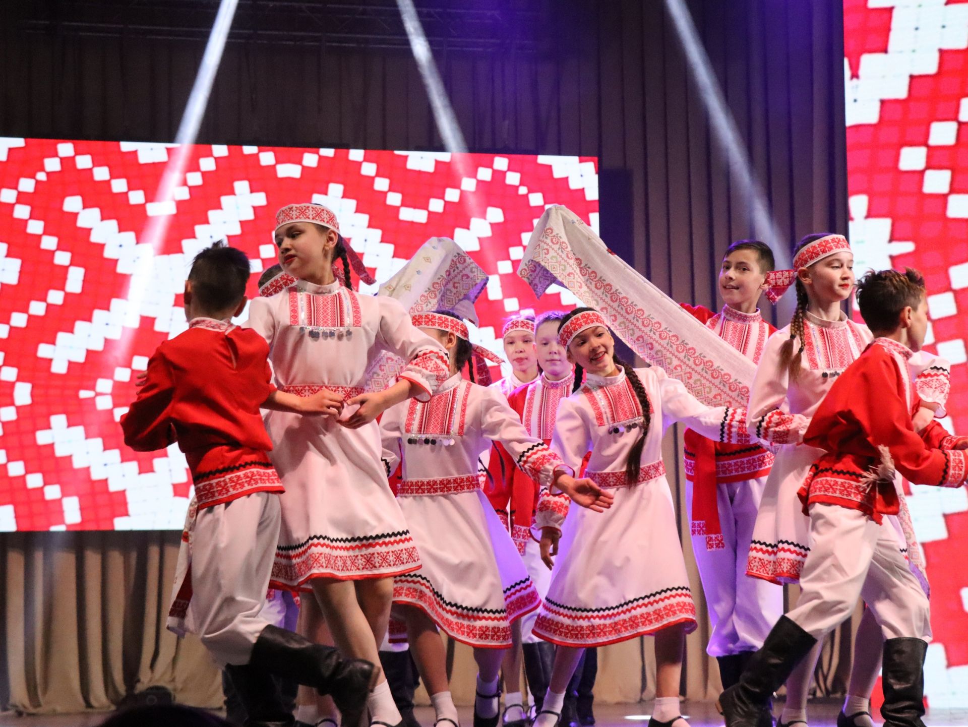Заслуженный коллектив народного творчества РФ «Шаян» отметил 45-летний юбилей