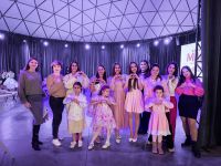 В Менделеевске провели душевный и яркий праздник «С любовью, МАМА»