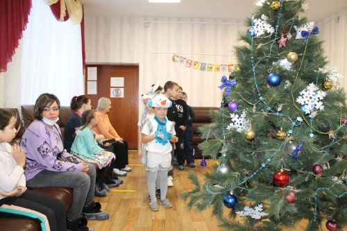 В КЦСОН «Берег Надежды» провели новогоднее мероприятие