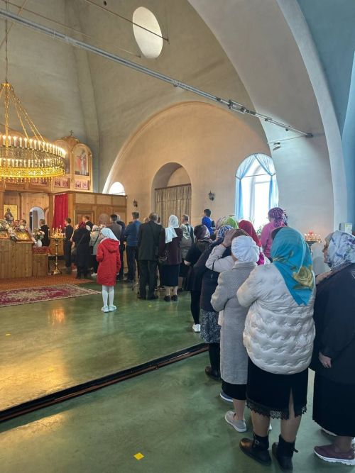 Храмы Менделеевска наполнились светлой молитвой