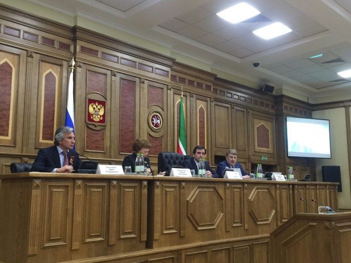 В Государственном Совете Республики Татарстан проходит мозговой штурм молодых депутатов