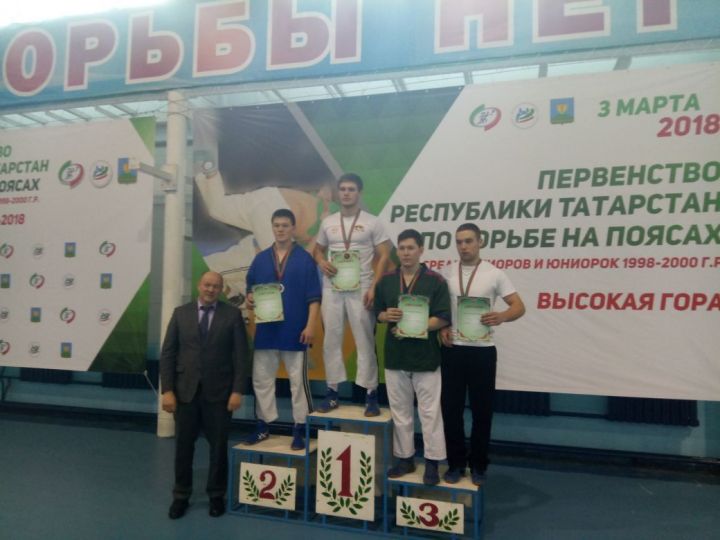 Менделеевцы стали призерами Первенства Республики Татарстан по борьбе на поясах