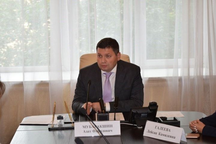 На какие вопросы менделеевцев ответил заместитель министра труда, занятости и социальной защиты Республики Татарстан