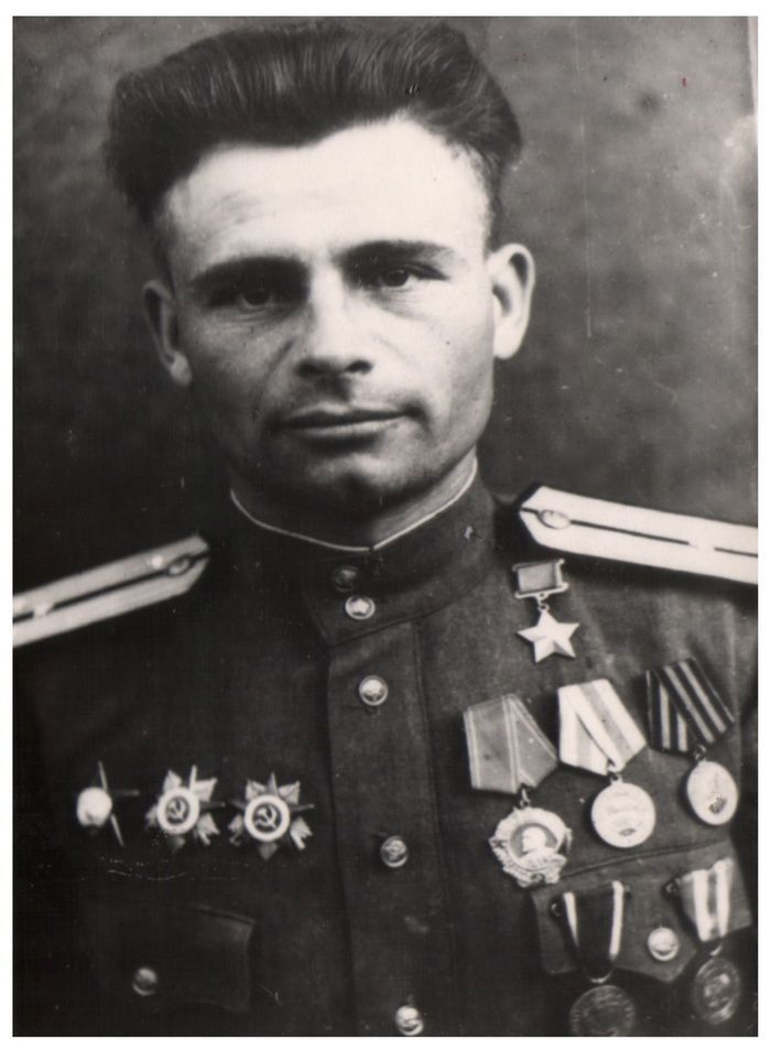 75 лет назад Василию Белоусову было присвоено звание Героя Советского Союза