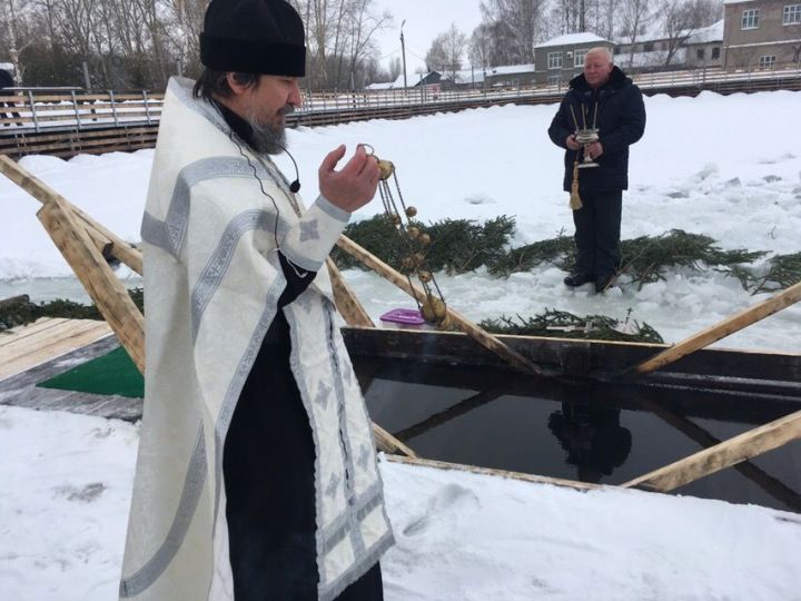 Крещенские купания: как Менделеевск встретил Крещение