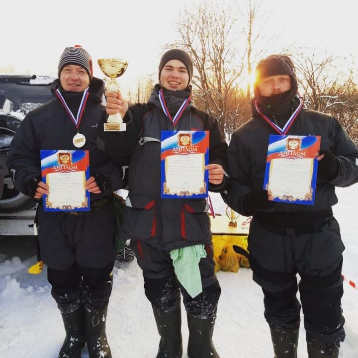 Команда MENDELFISH заняла 2 место на Чемпионате РТ по ловле рыбы
